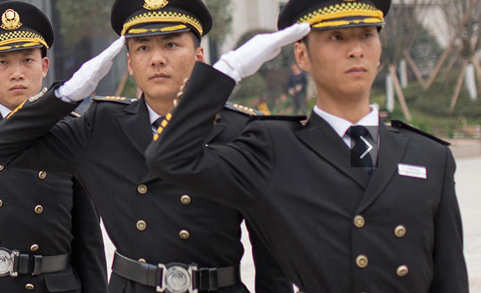 銀行保安如何應(yīng)對(duì)突發(fā)安全事件？需與哪些團(tuán)隊(duì)協(xié)作？